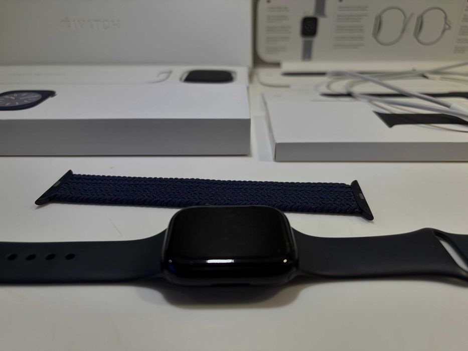 Apple Watch 8 45mm GPS Północ | Idealny | Bateria 98% | Zestaw Opasek