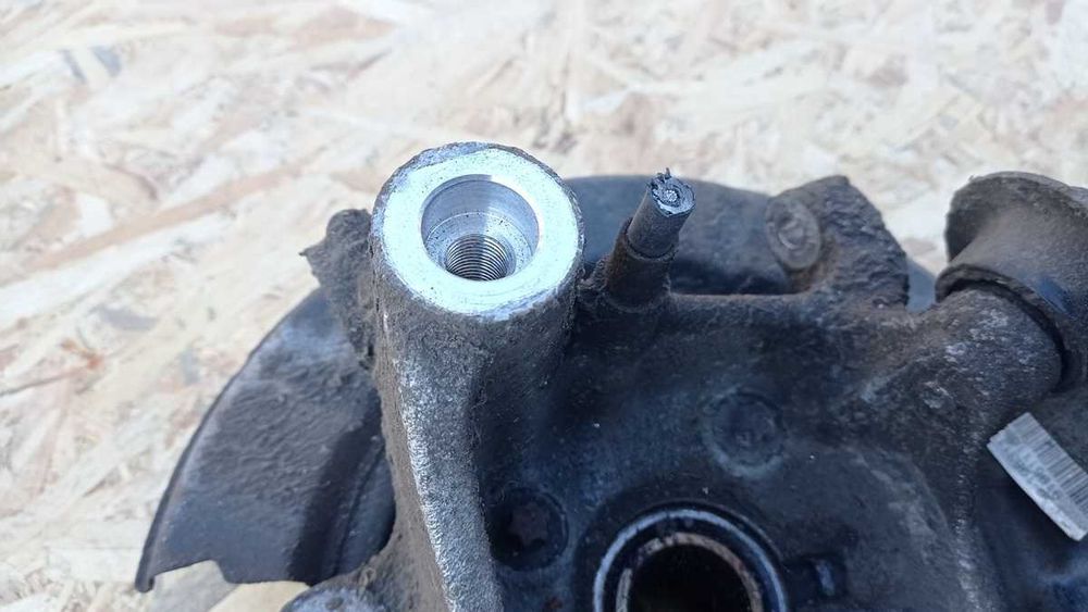 Zwrotnica Zwrotnice Piasty Lewy Tył lewa bmw e39 Sedan świętokrzyskie