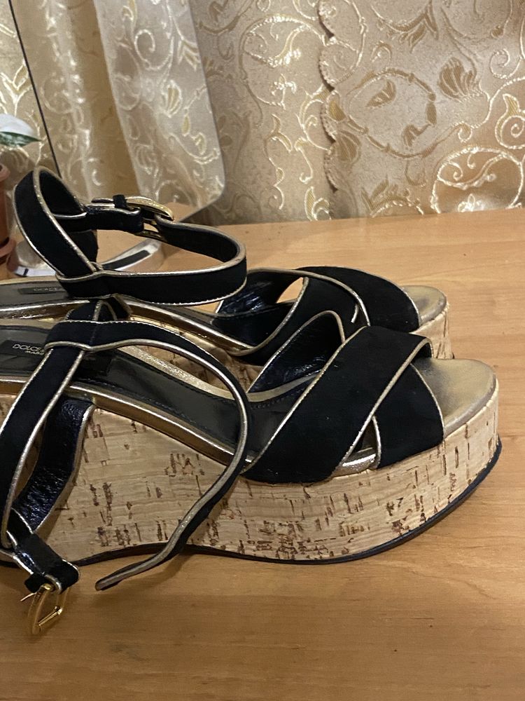 Dolce & Gabbana босоножки на танкетке