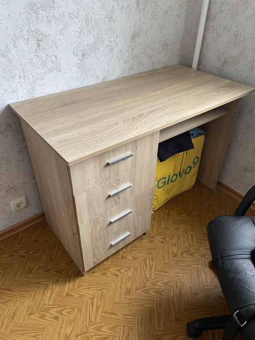 Письмений стіл