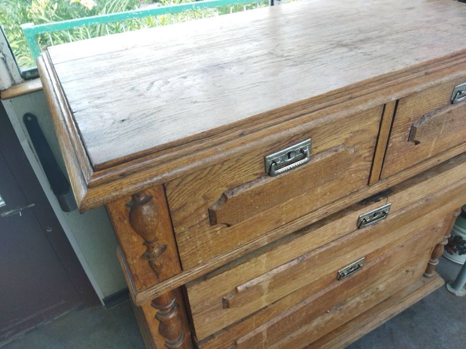 Продам антиквариат меблі комод дубовий