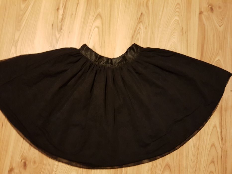 Czarna spódnica Sinsay