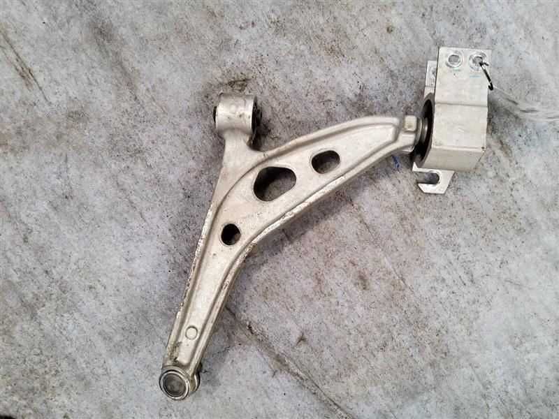 2019 2020 2021 Infiniti QX50 Передний нижний рычаг 54500-5NA1A правий