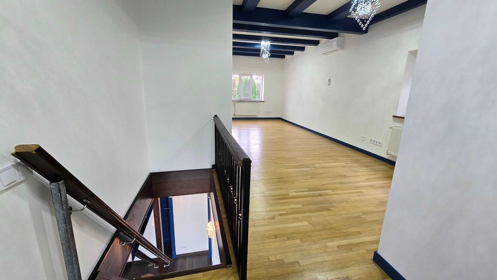 Будинок на горі, вул. Козацька, Голосіївська/Деміївська.