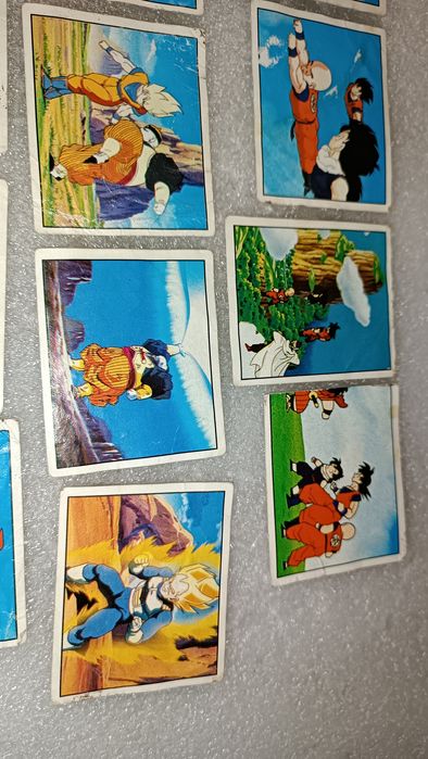 29 cromos antigos DragonBall Z 2 sem repetidos