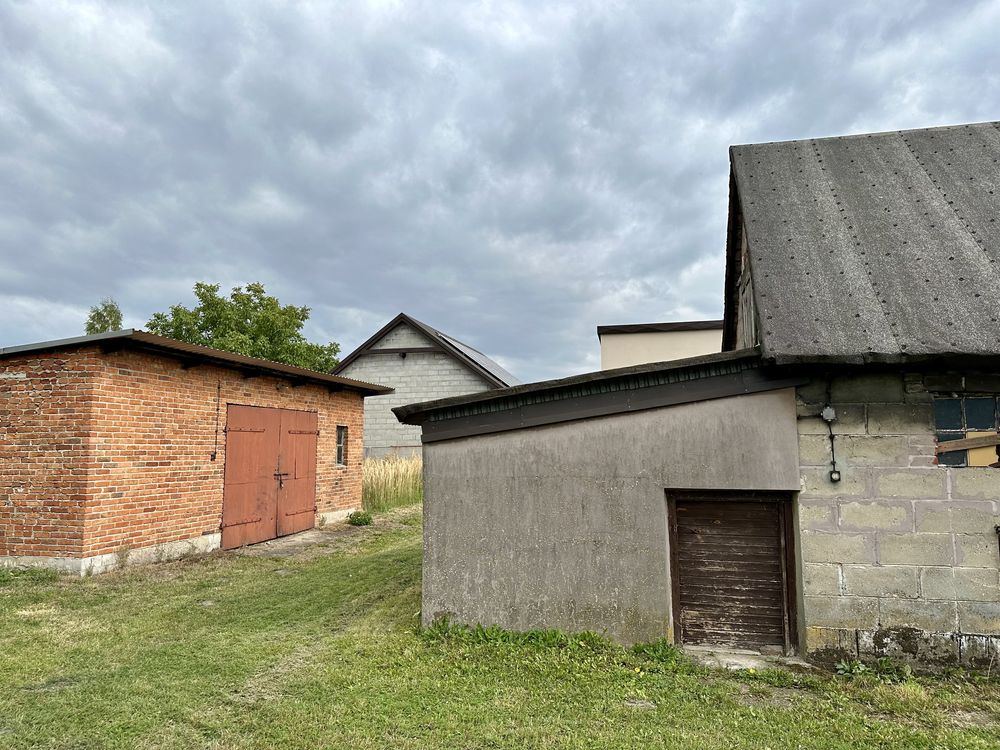 Nieduży dom koło Bełchatowa 3,5 km