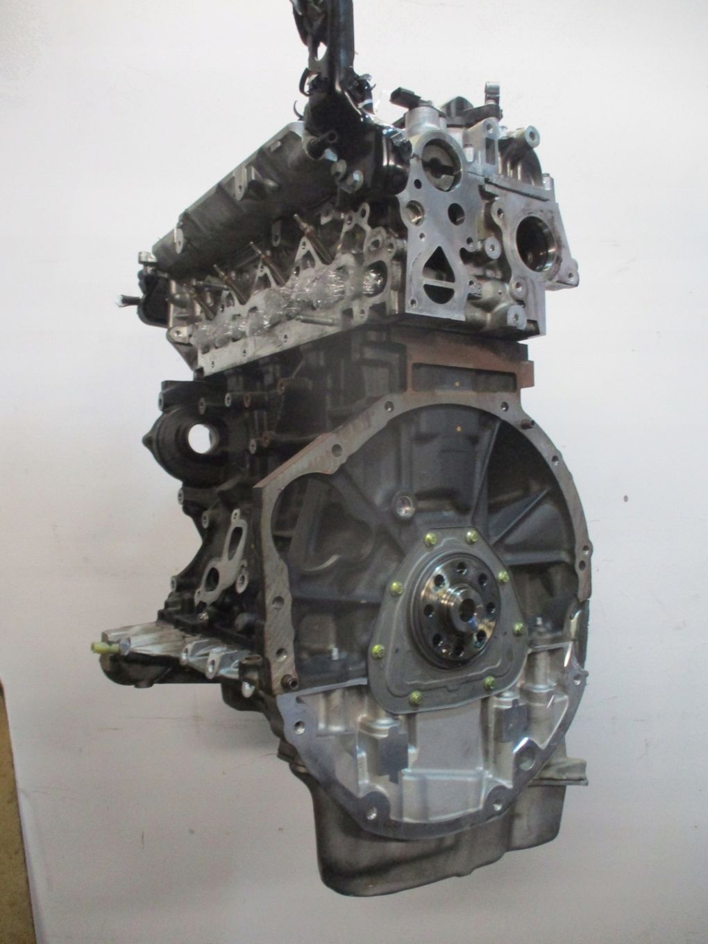 SILNIK MOTOR NISSAN NAVARA 2,3D 19R YS23E280