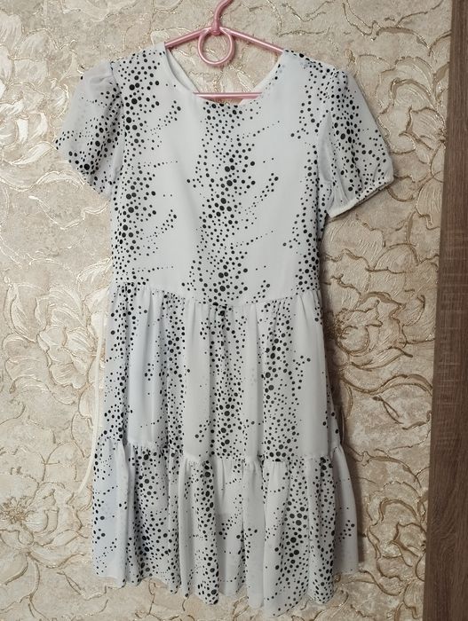 Сукня на 9-10 р нарядна