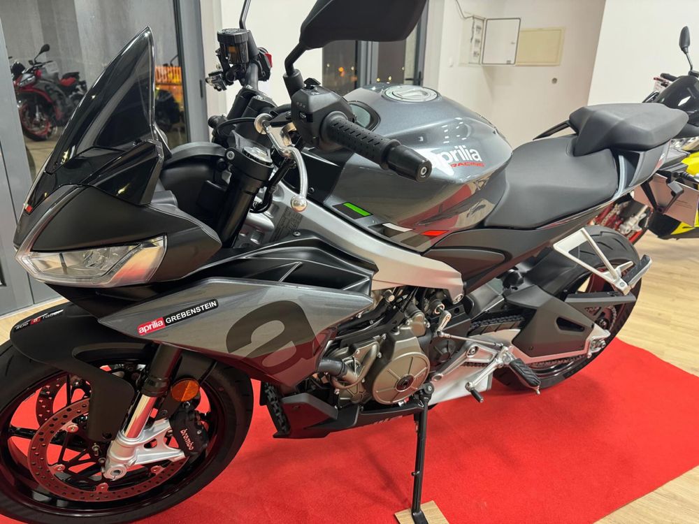 Aprilia Tuono 660, 5/23, 1900klm, quikshifter, garantia marca