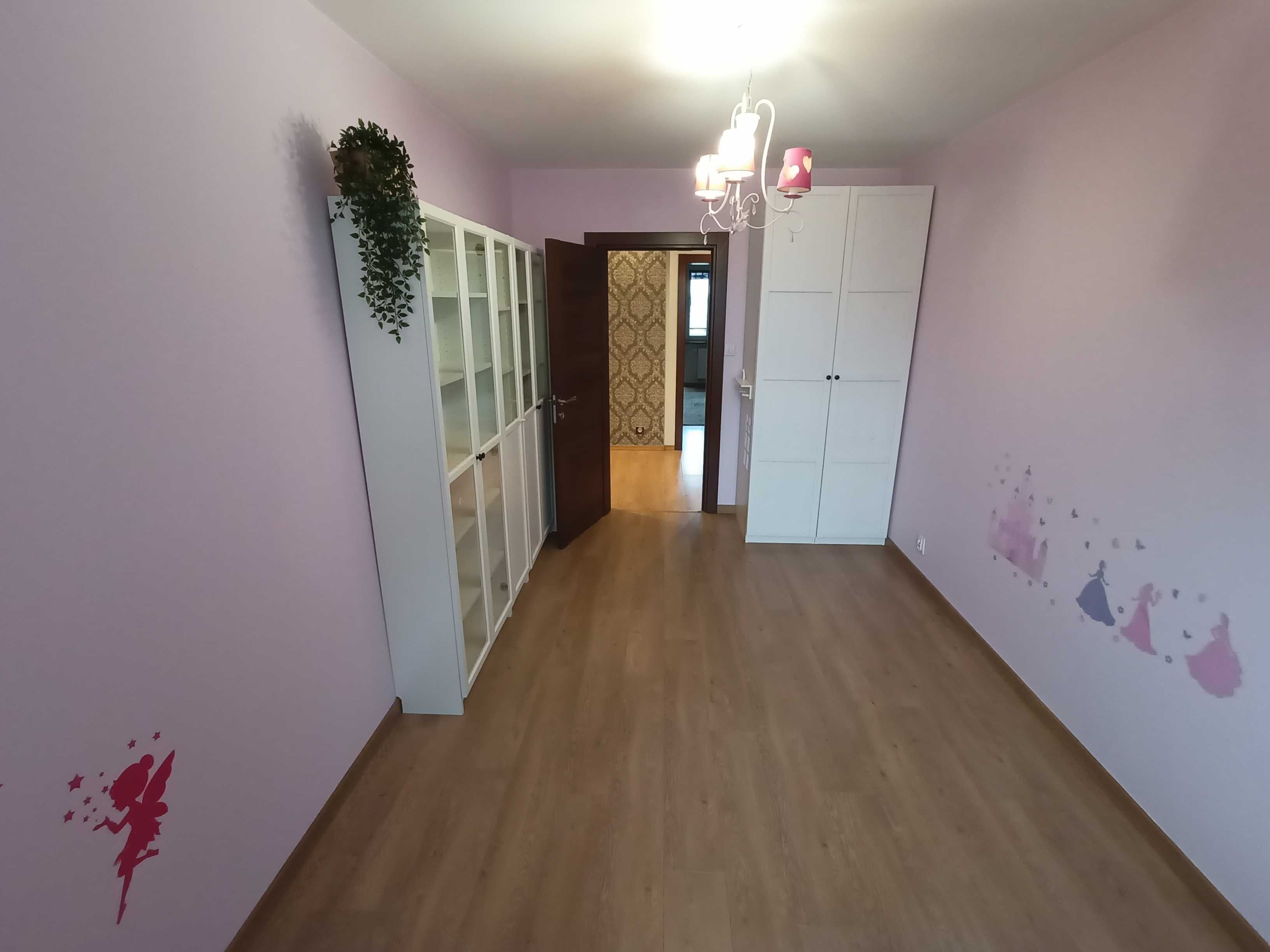 Mieszkanie 4 -pokojowe, 86,96m2, 11 Listopada 43, bezpośrednio