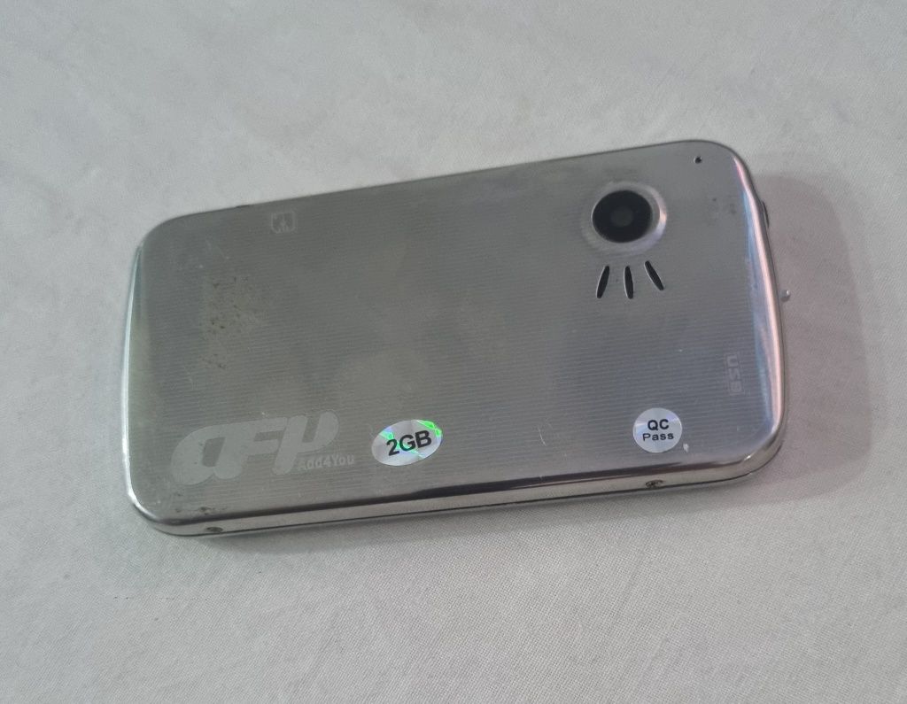 Mp4 para ouvir Musica recolha no local com entrada para cartão memoria