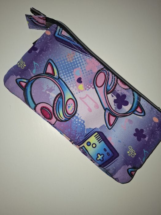 Mochila e estojo original Totto c/ ofertas de material escolar