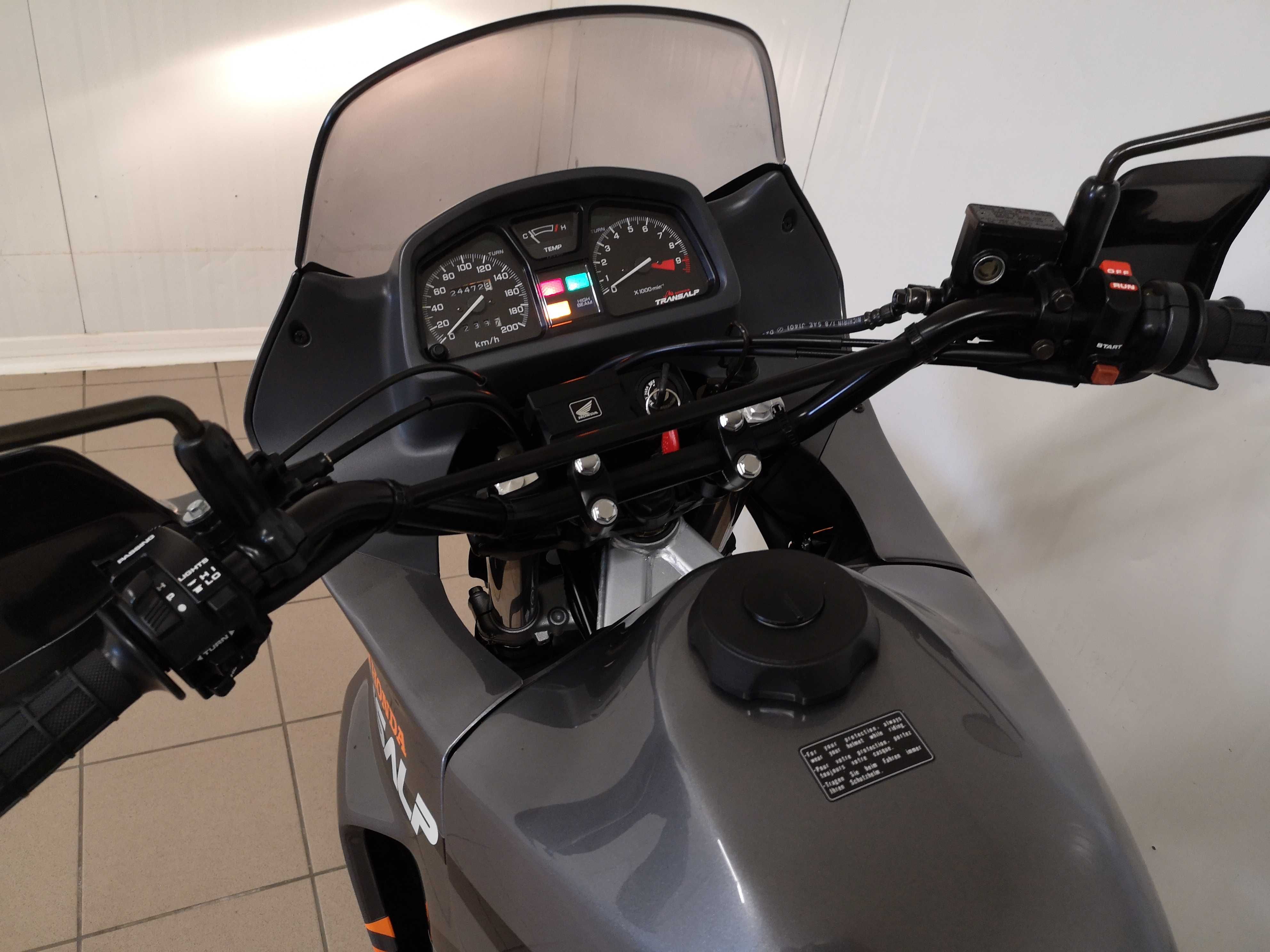 Honda  XL 600 V Transalp  z Niemiec  Tylko 024000 km !!!  Jak NOWY !