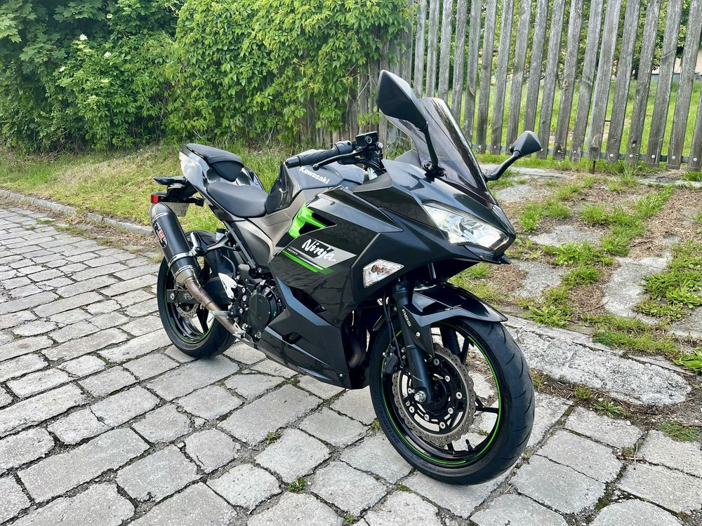 Kawasaki Ninja 400 na A2