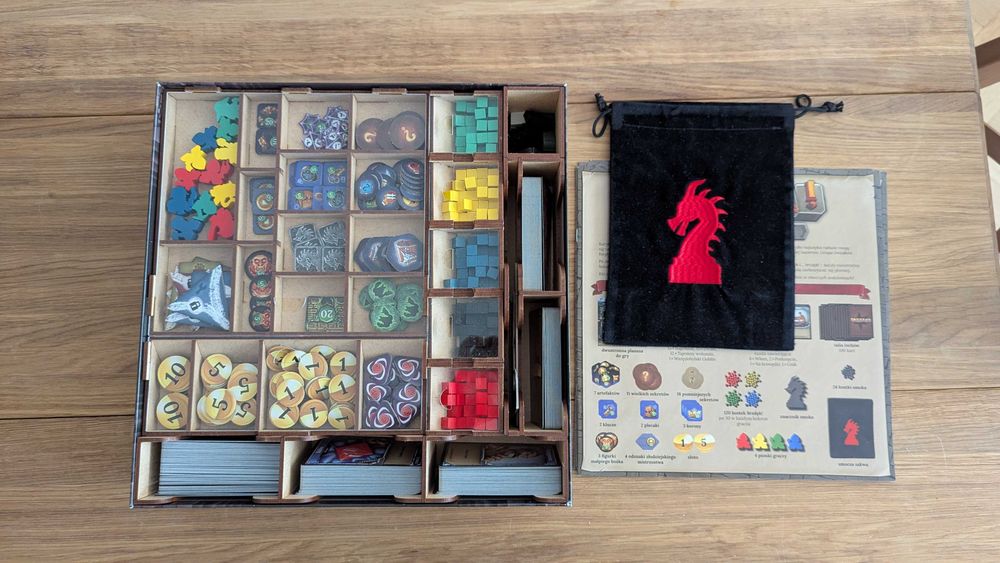 Gra planszowa Brzdęk! Nie drażnij smoka (+ 4 dodatki + insert)