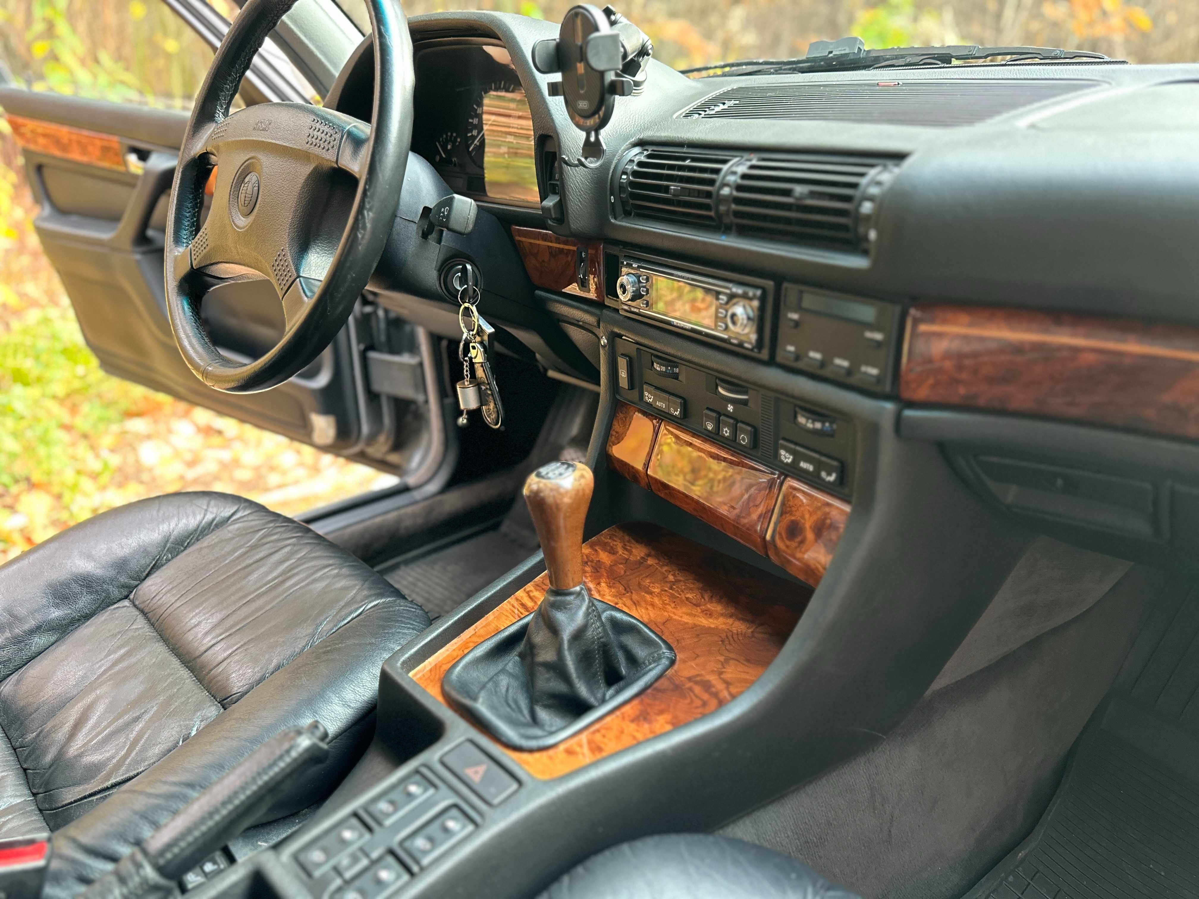 BMW Seria 7 BWM 7 E32 1994 Skóra Manual