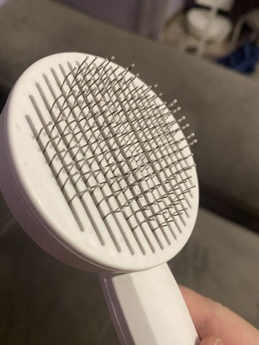 Щітка для легкого вичісування тварин/котиків/собак/шиншил чи ін