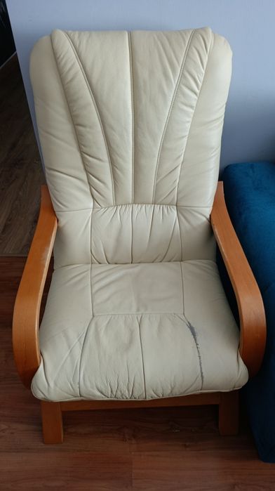 Fotel ze skóry ekologicznej