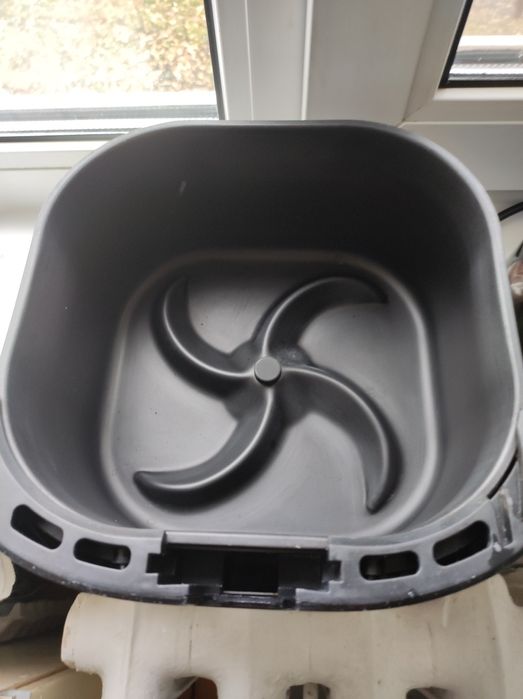 Мультипіч Philips Essential Airfryer HD9252/90