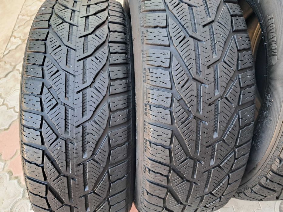 Taurus Winter 215/60 R16 99H Зимня гума резина шини комплект 4шт торг
