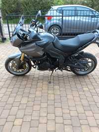 Triumph tiger1050