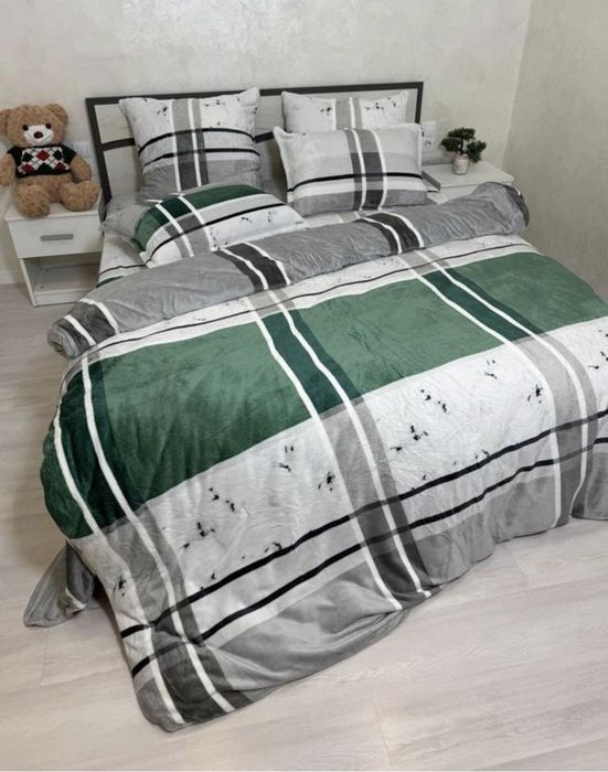 Неймовірна тепла велюрова постільна білизна євро на 4 наволочки