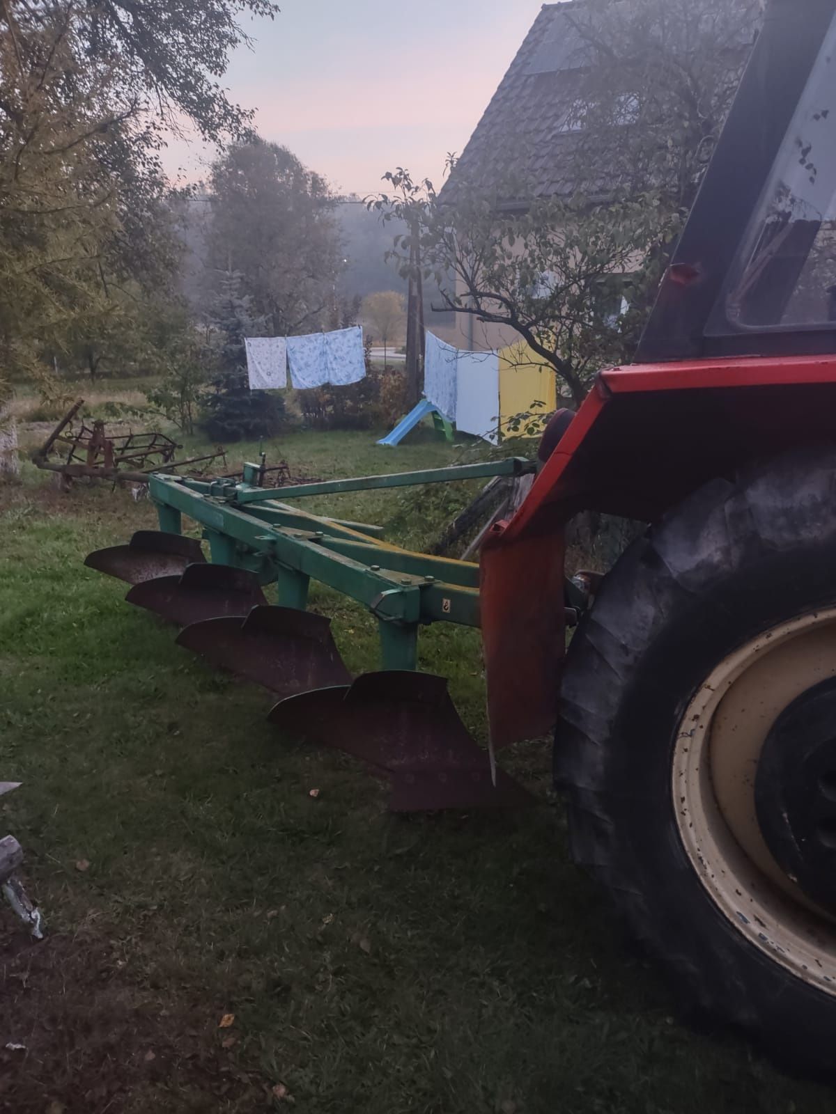 Ciągnik Zetor 8011