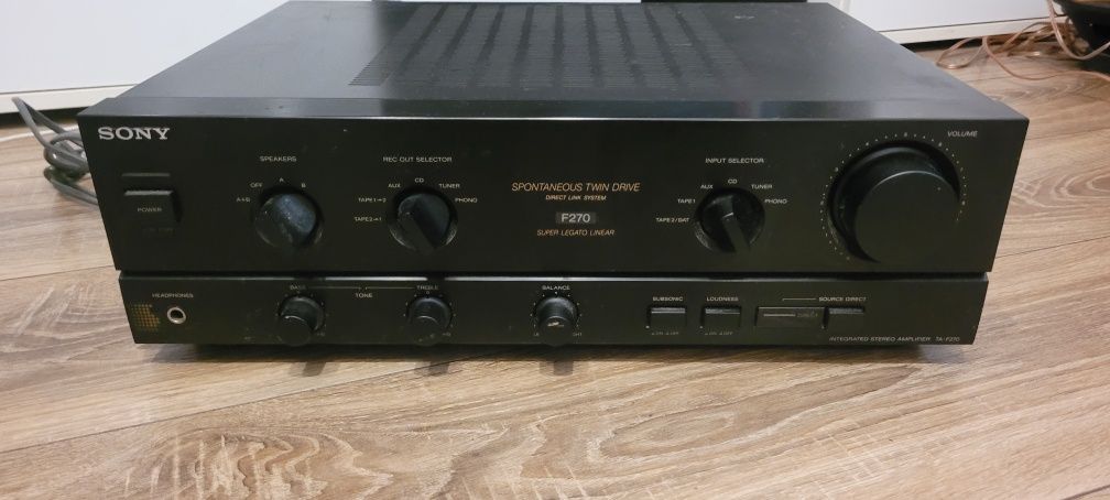 Wzmacniacz Sony TA- F270