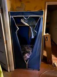 armario azul em lona plastico para arrumacao