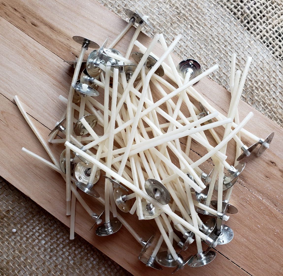 knoty do świec bawełniany z blaszką wosk i knot 20cm 100szt