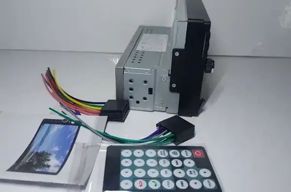 Мультимедійна автомагнітола 1Din 7012B з дистанційним керуванням 8629