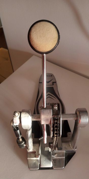 Pedal bombo Iron Cobra