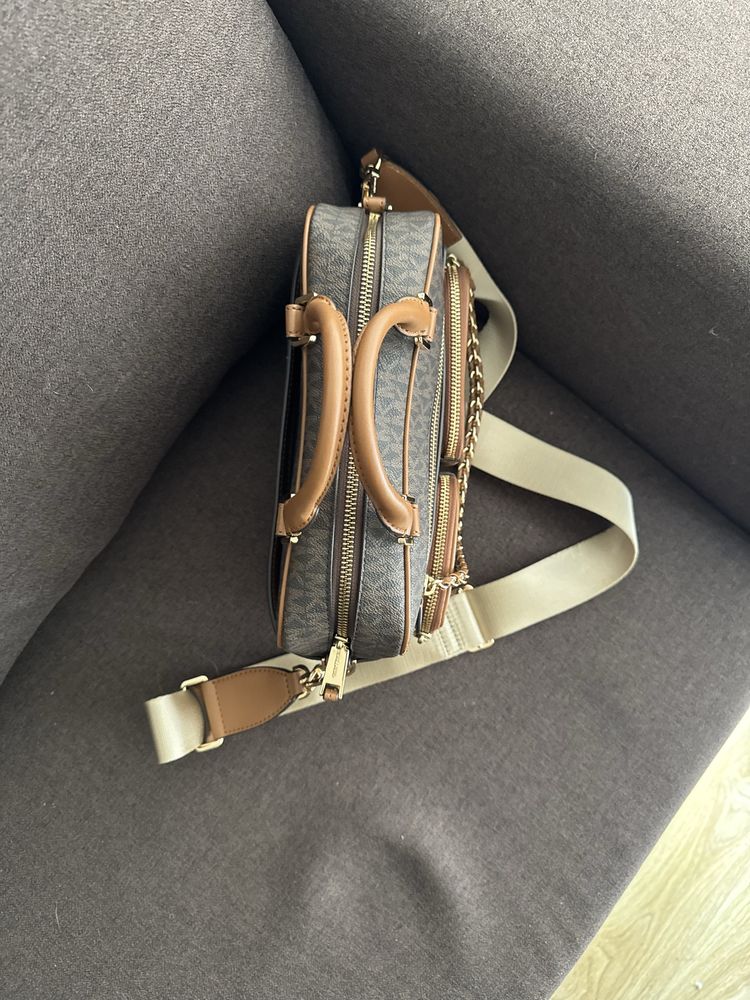 Torebka Michael Michael Kors Eliot monogram MK Crossbody