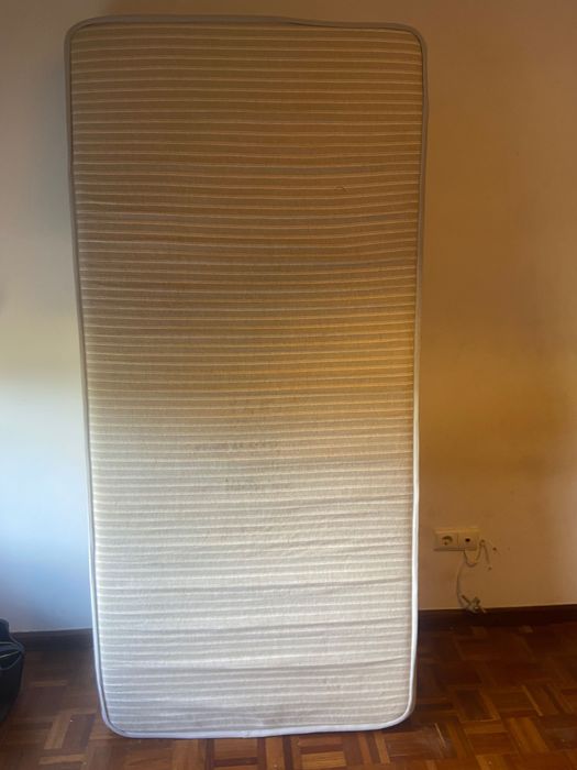 Colchão de solteiro 90x190