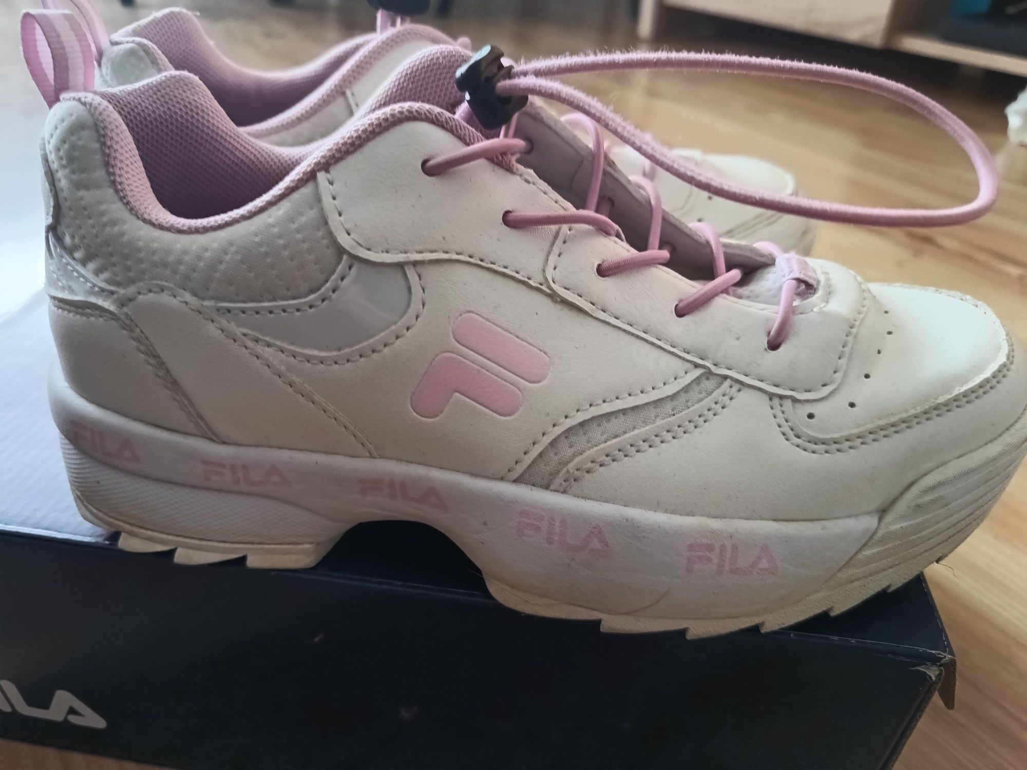 Sneakersy Fila 35