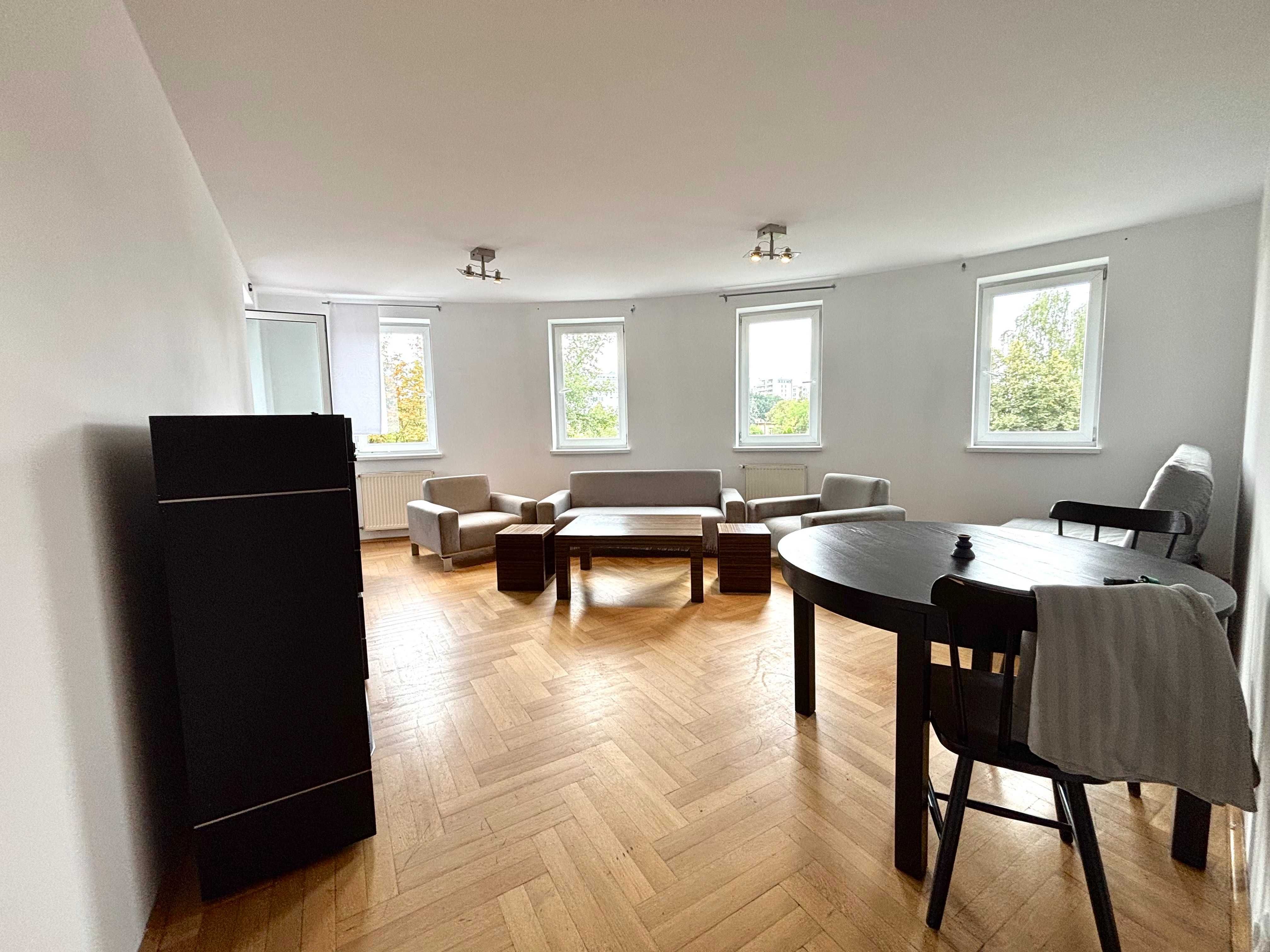 3 pokojowe mieszkanie na wynajem z balkonem w świetnej lokalizacji