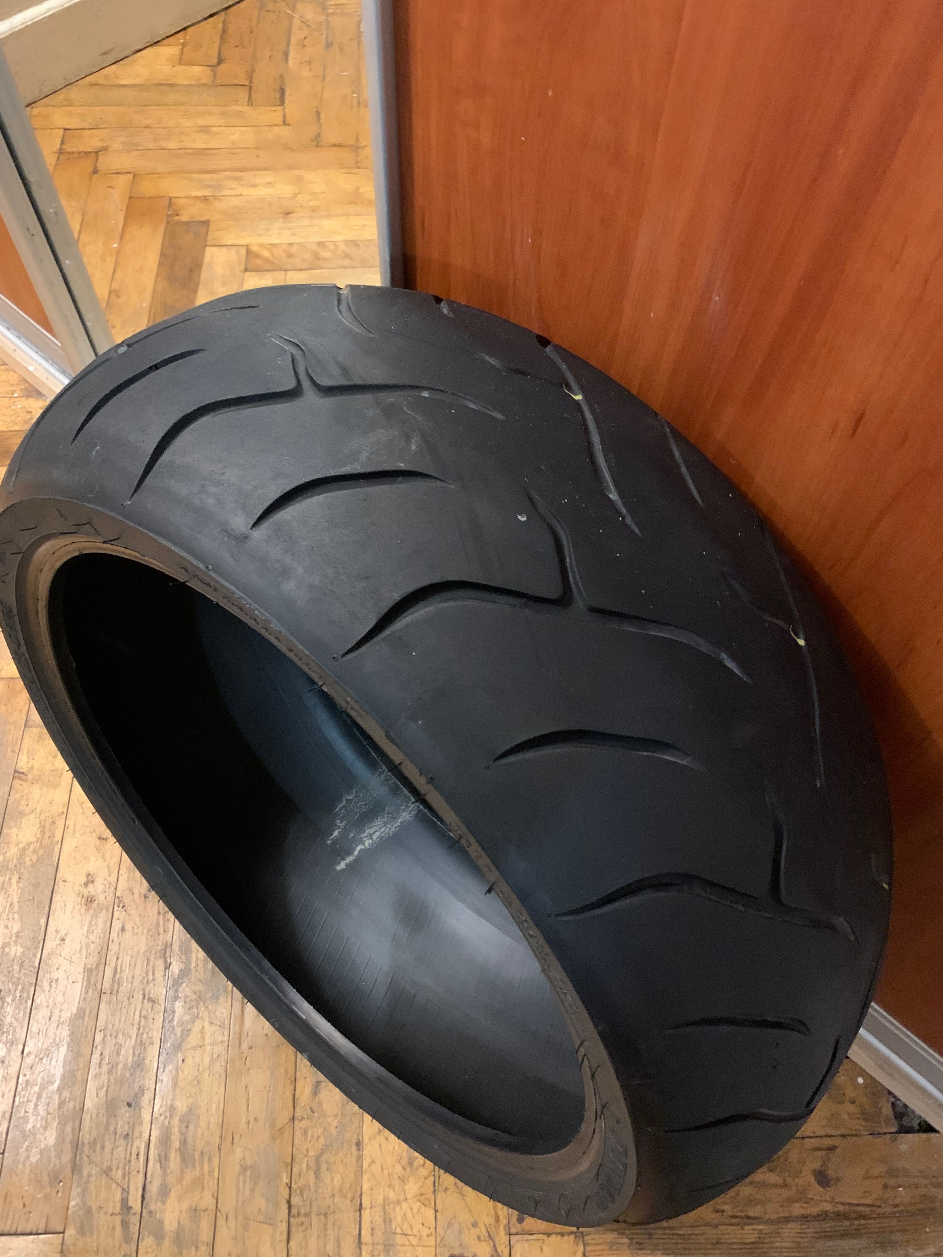 Мото шины D221 Dunlop Sportmax   240 40 r18, 13/40 r18.