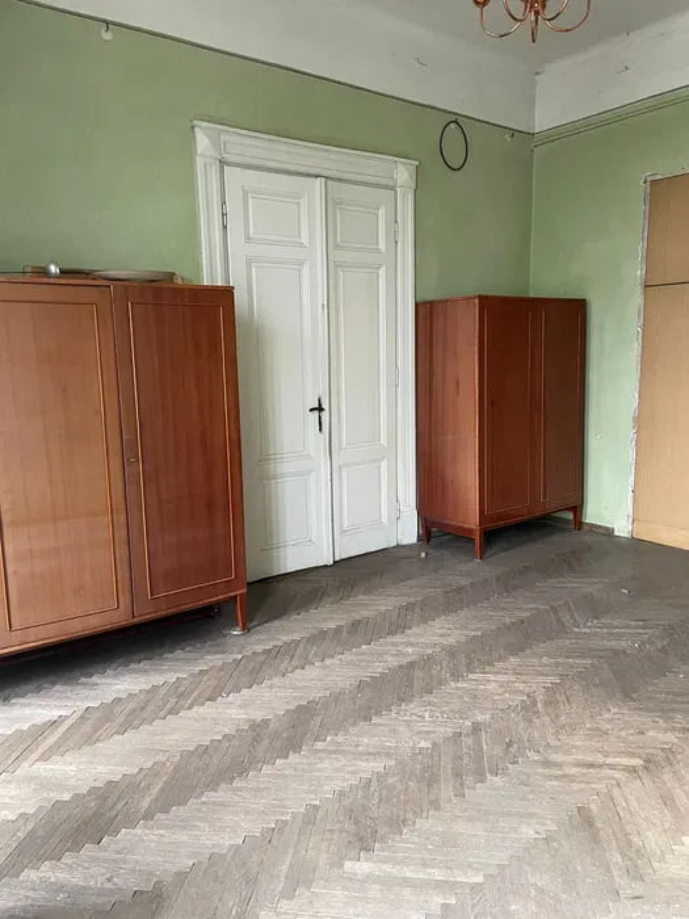 Продам квартиру Львів + підвал (Конопницької 10)