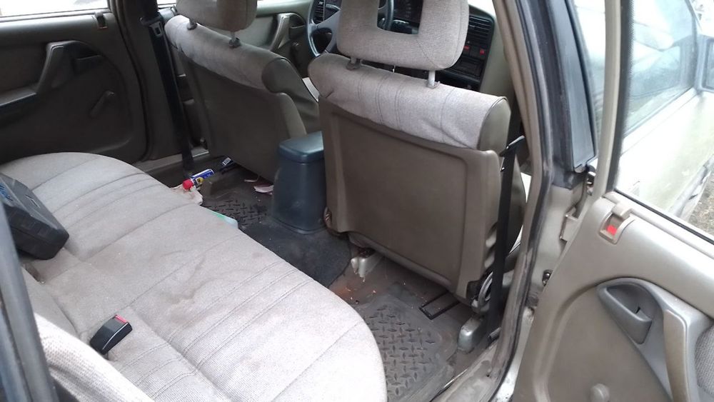 срочная продажа машины Opel omega A