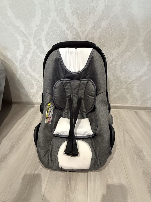 Продам коляску 3 в 1 Польща