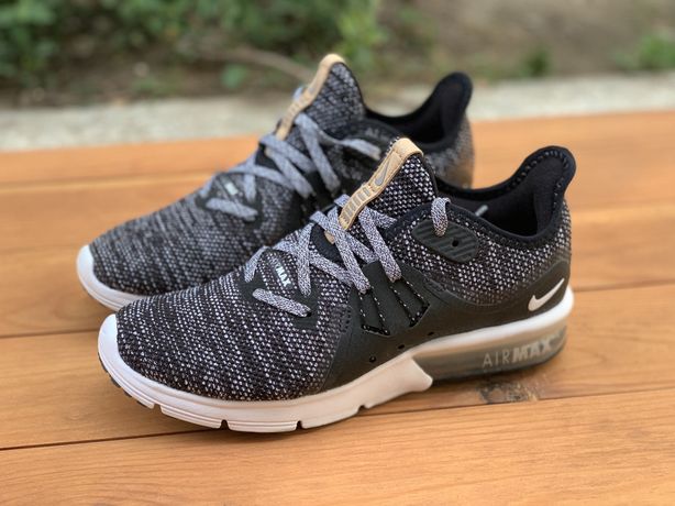 Кроссовки Nike Air Max Sequent3 eur 35.5.