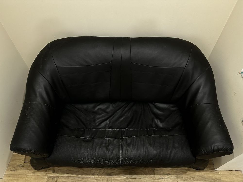 Диван , офісний диван ,чорний диван