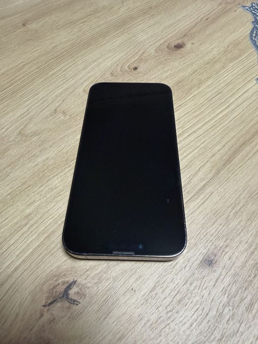 iPhone 13 Pro 128GB Grafitowy + AirPods Pro + Akcesoria