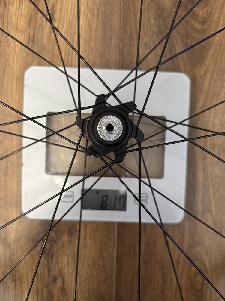 Koła 27,5” Shimano Deore XT QR 11s 12s centerlock tubeless UST 584x19C
