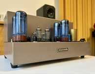 Lampowa koncowka mocy Marantz 8b