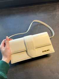 Jacquemus le bambino long — long flap bag цвет ivory