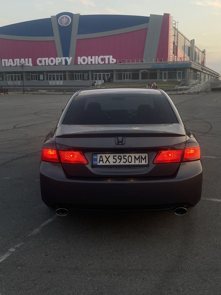 Продам Honda Accord