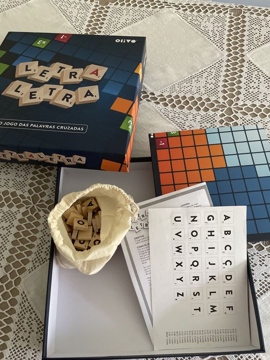 Jogo letra a letra - palavras cruzadas