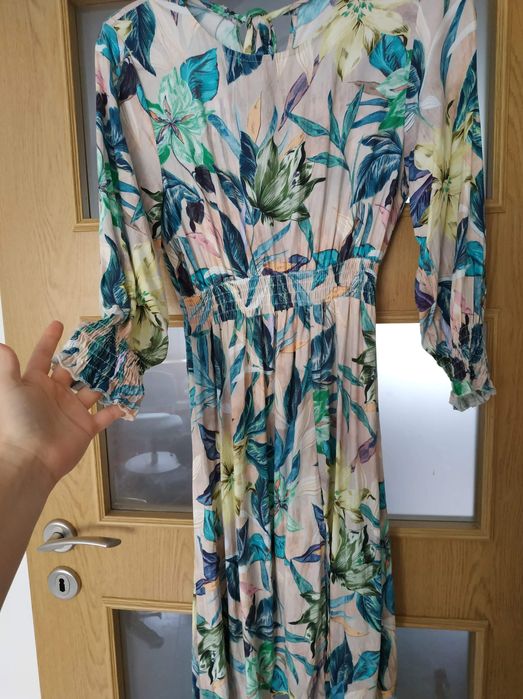 Sukienka liście z rozcięciem lato stan idealny możliwa wysyłka