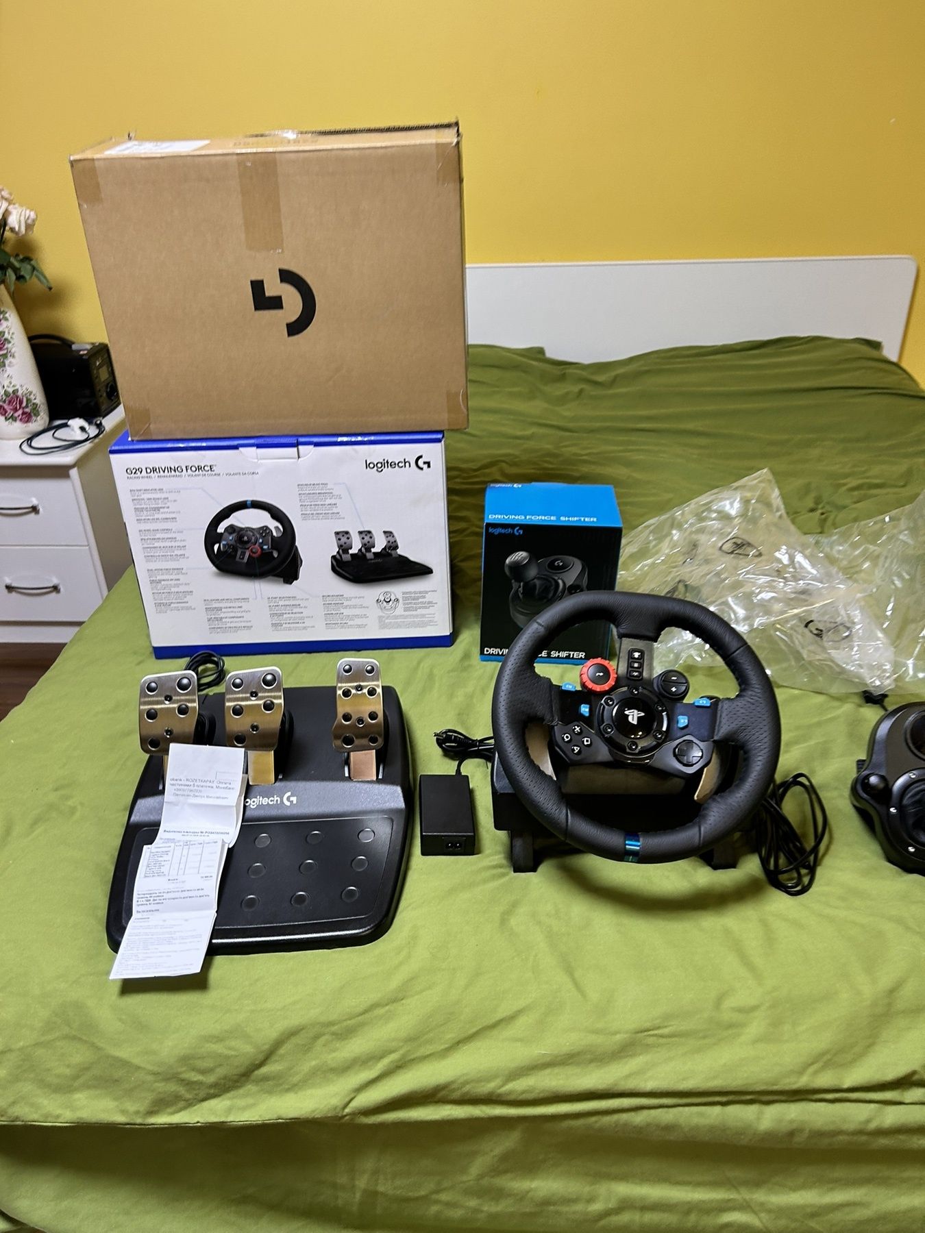 Кермо/Руль Logitech G29+Коробка передач Logitech Driving
Force Shifter